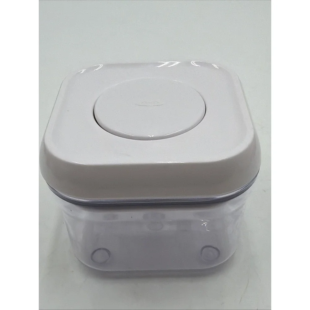 OXO Plastic Food Storage Container w/ White Snap Lid 0.3 qt